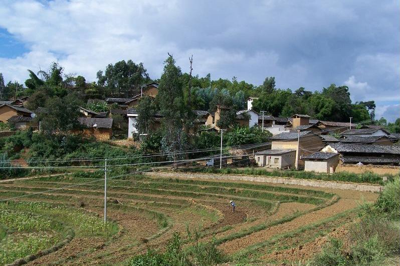 納甸村