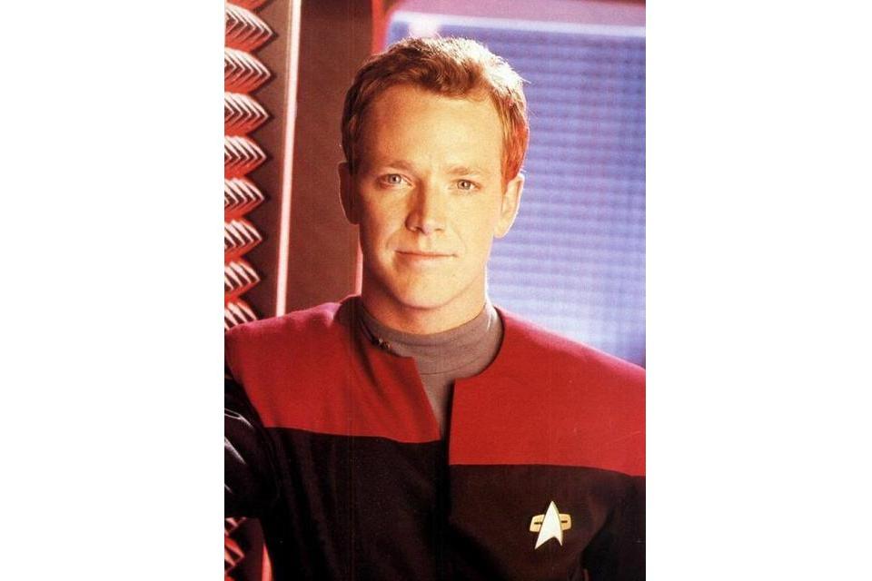 Robert Duncan McNeill