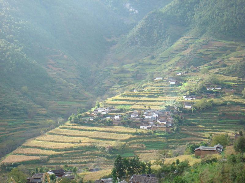 阿老山村