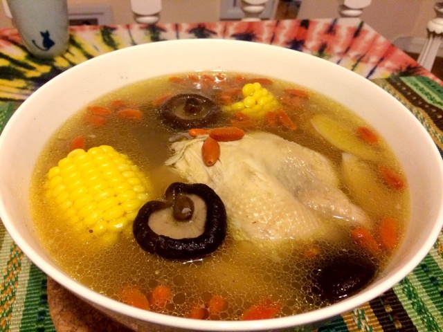 魚膠土雞湯