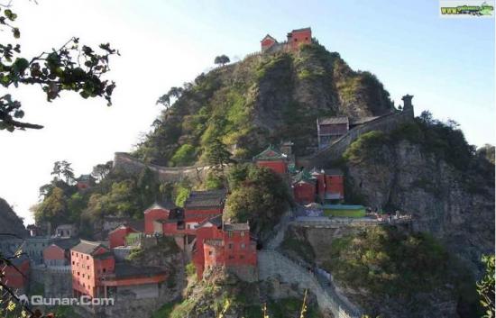 中武當(湖北長陽天柱山景點)