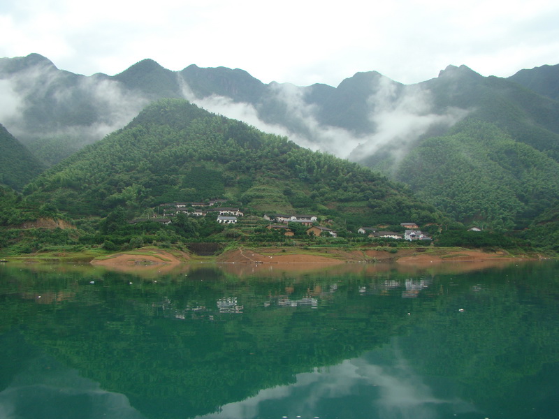 茶山村(浙江省衢州衢江區舉村鄉茶山村)