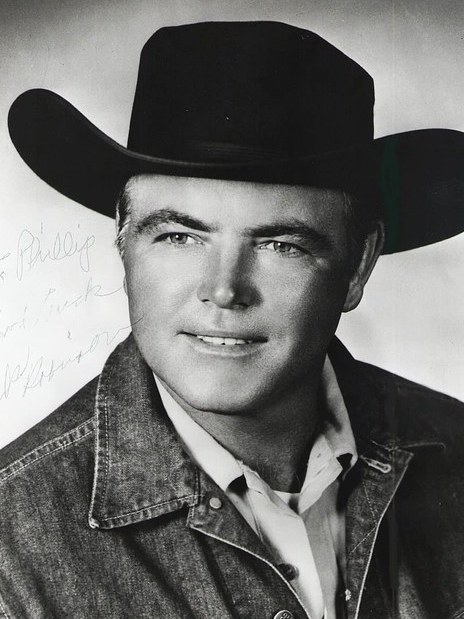 Hank Robinson