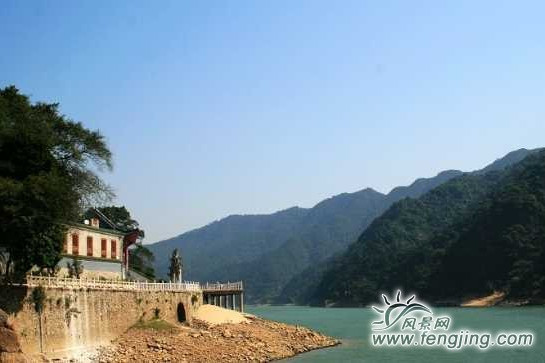 清遠江峽山寺