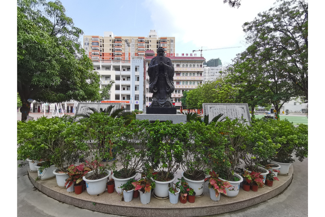 百色市田陽區第一國小