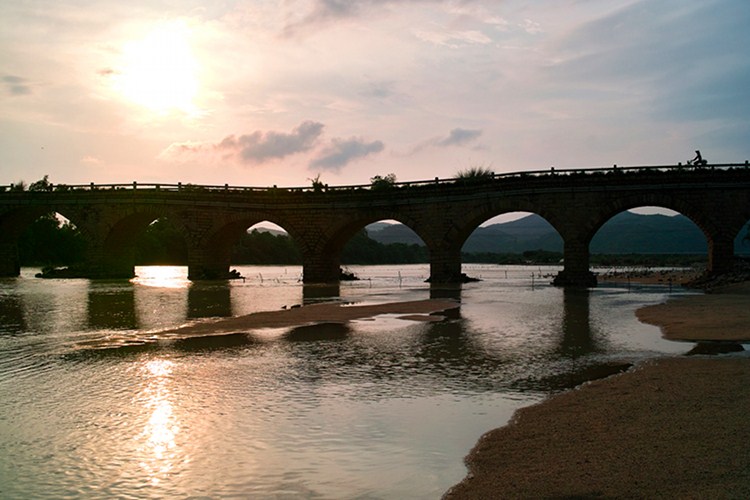 東溪(福建省廈門市入海河流西溪的支流)