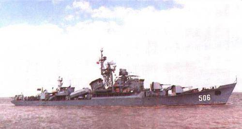 成都號護衛艦（506艦）