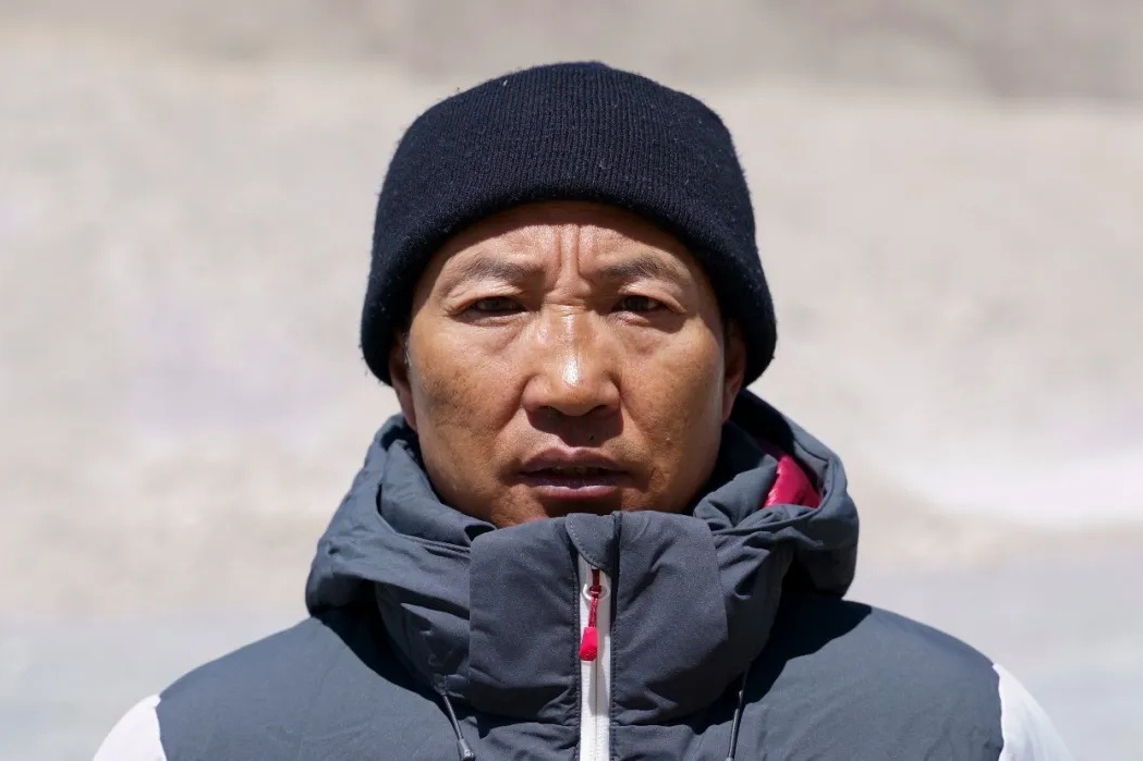 李富慶(2020年珠峰測量登山隊攻頂組成員)