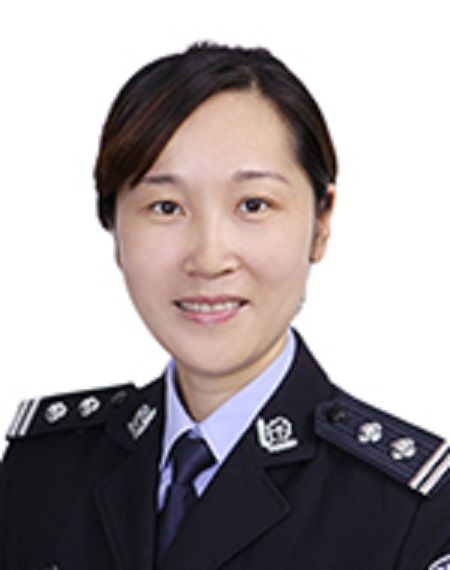 李莉(湖北省女子強戒所三級警長)