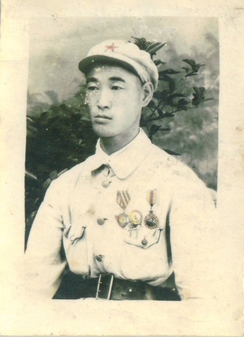 鄭金海(原43軍副軍長)