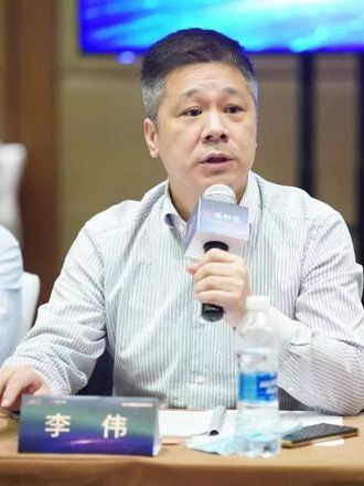 李偉(蘇州銀行執行董事、副行長)