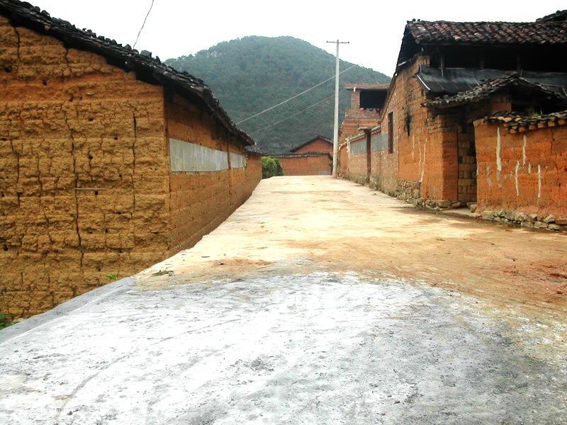 蚌峨村(雲南省文山州硯山縣蚌峨鄉蚌峨村)