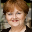 萊斯利·尼科爾(Lesley Nicol)