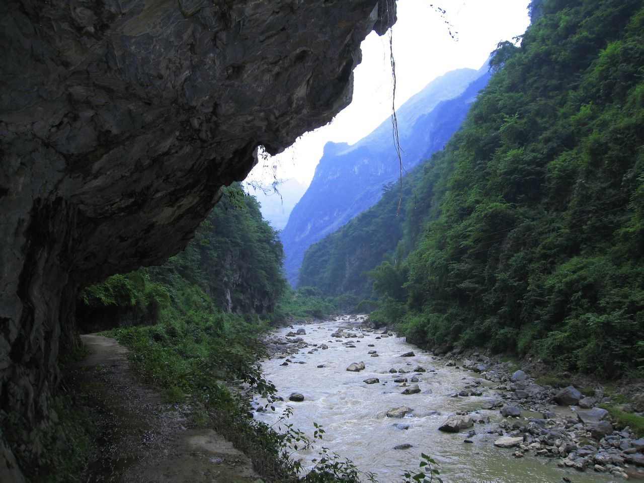 六里峽谷