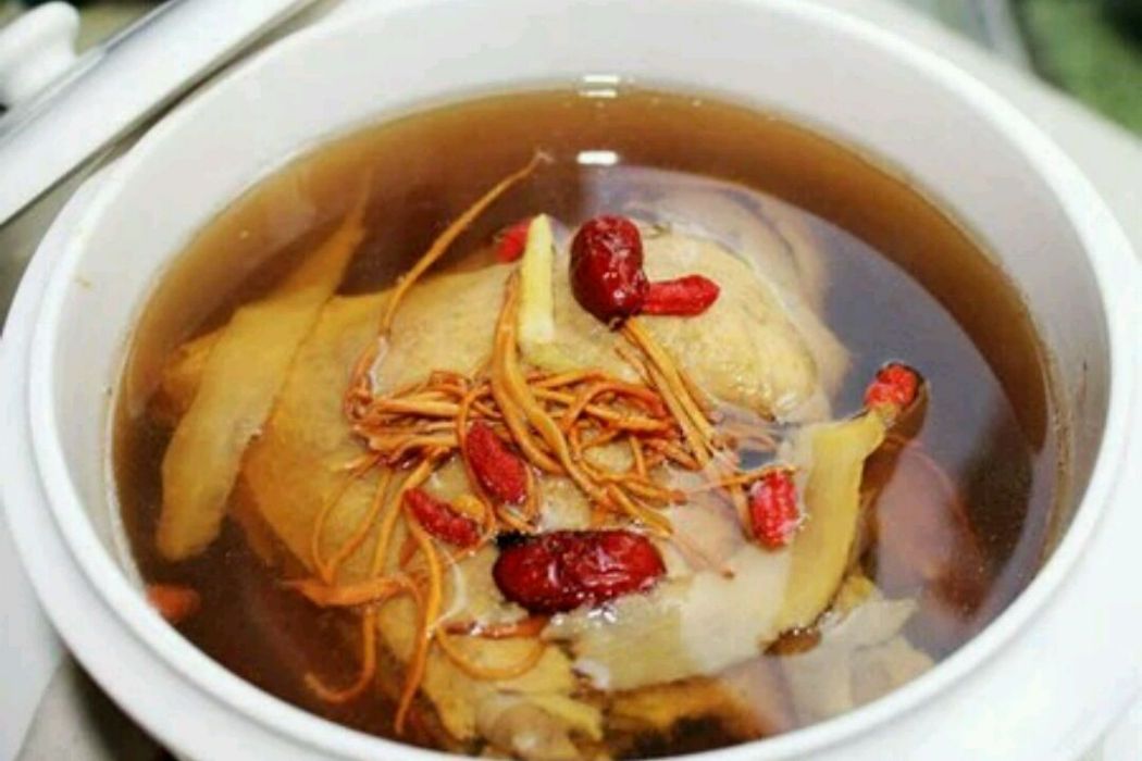 沙參蟲草龜肉湯