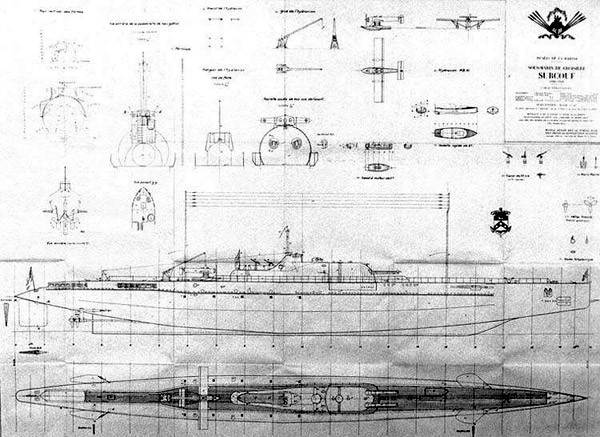 絮庫夫號巡洋潛艇的圖紙