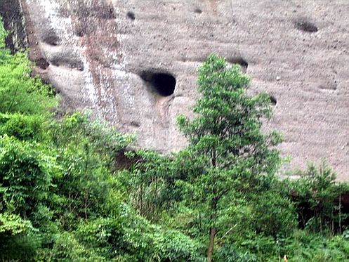 虎毛山