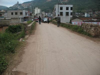 大緝麻村道路