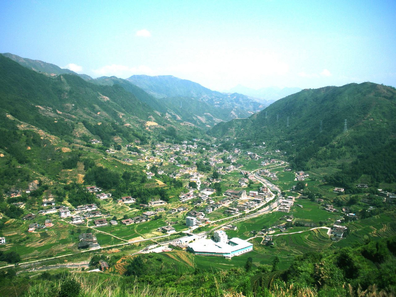 雪山村(福建省泉州市安溪縣湖上鄉下轄村)