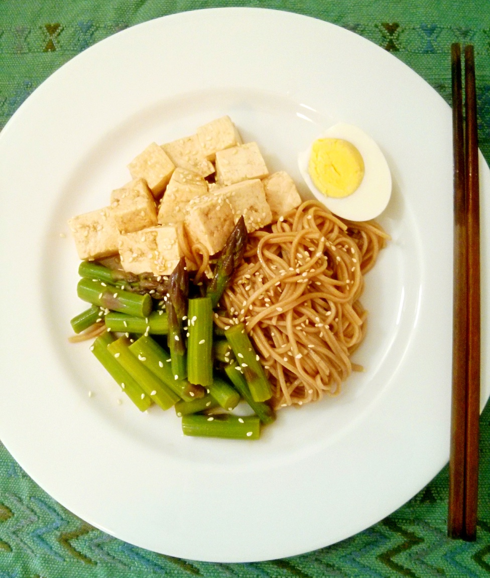 夏日涼拌蕎麥麵