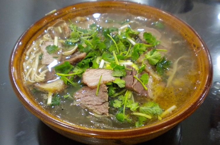 煮牛肉湯