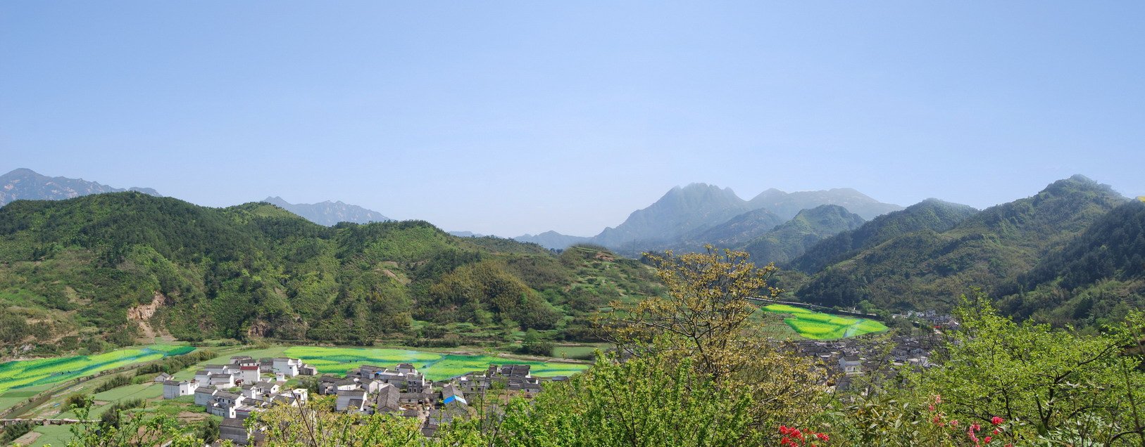 湖村(安徽省宣城績溪縣伏嶺鎮轄村)