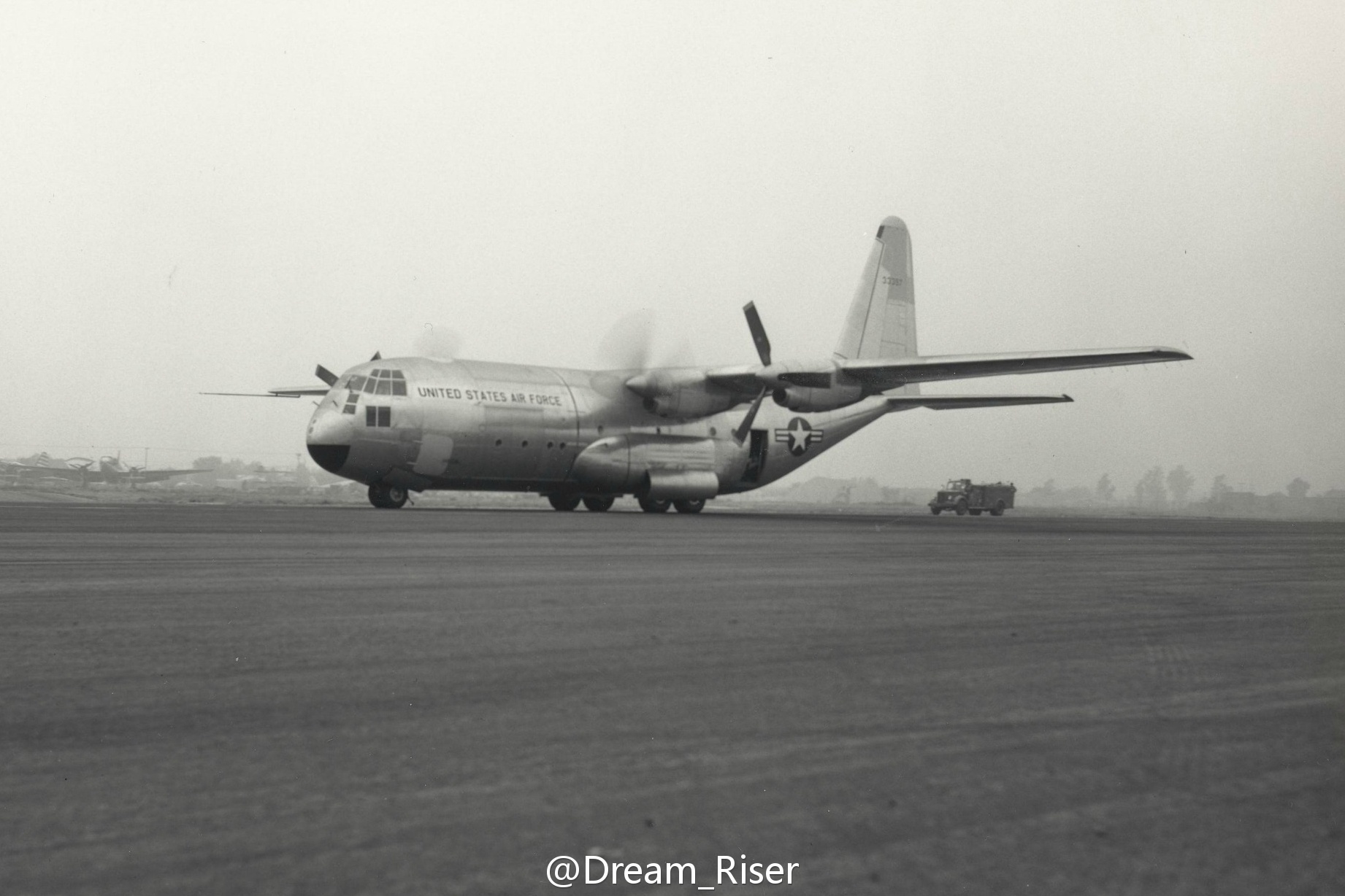 C-130運輸機