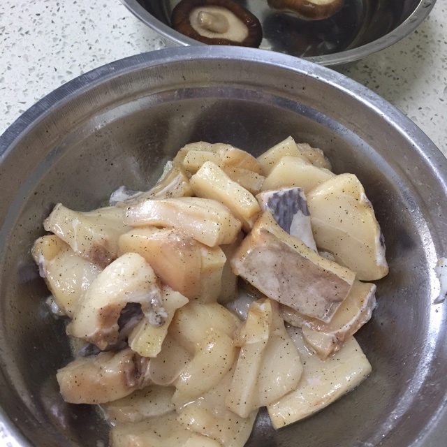 香茹鱈魚粥