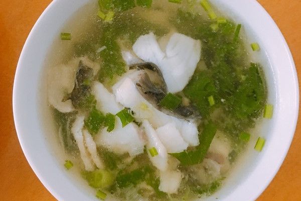 髮菜魚片湯