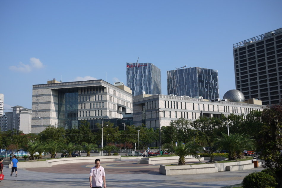 上海市閔行區圖書館