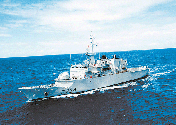 法國“里維埃艦長”號護衛艦