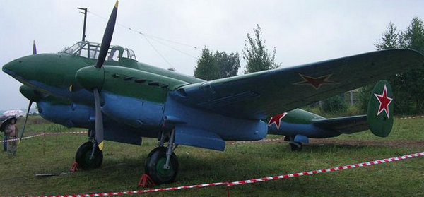 Pe-2(Pe-2轟炸機)