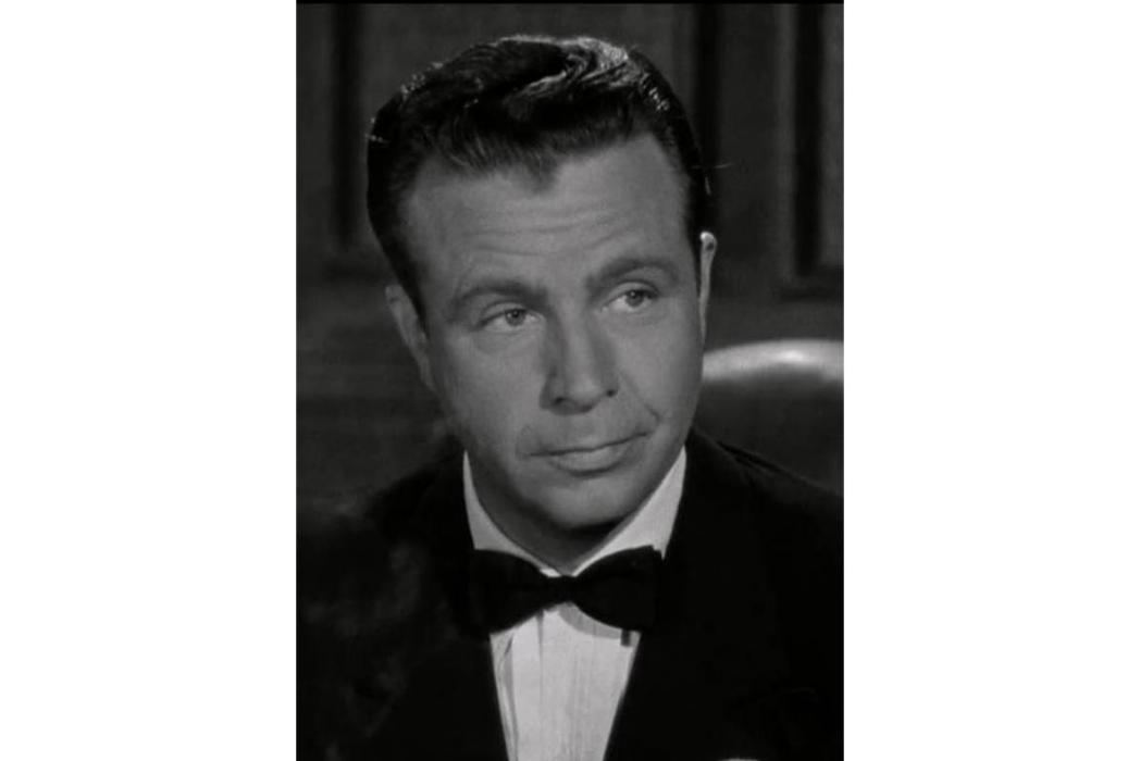 迪克·鮑威爾(Dick Powell)