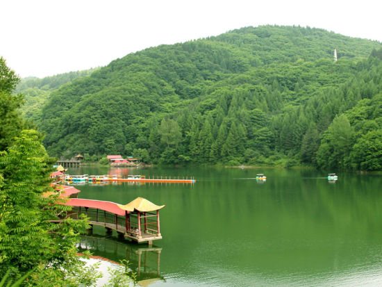 白山頭旅遊療養度假村