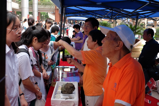 廣州實驗中學“科普進校園”活動