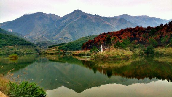 大安四岩山