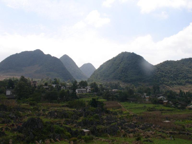 石筍村(廣南縣楊柳井鄉下轄村)