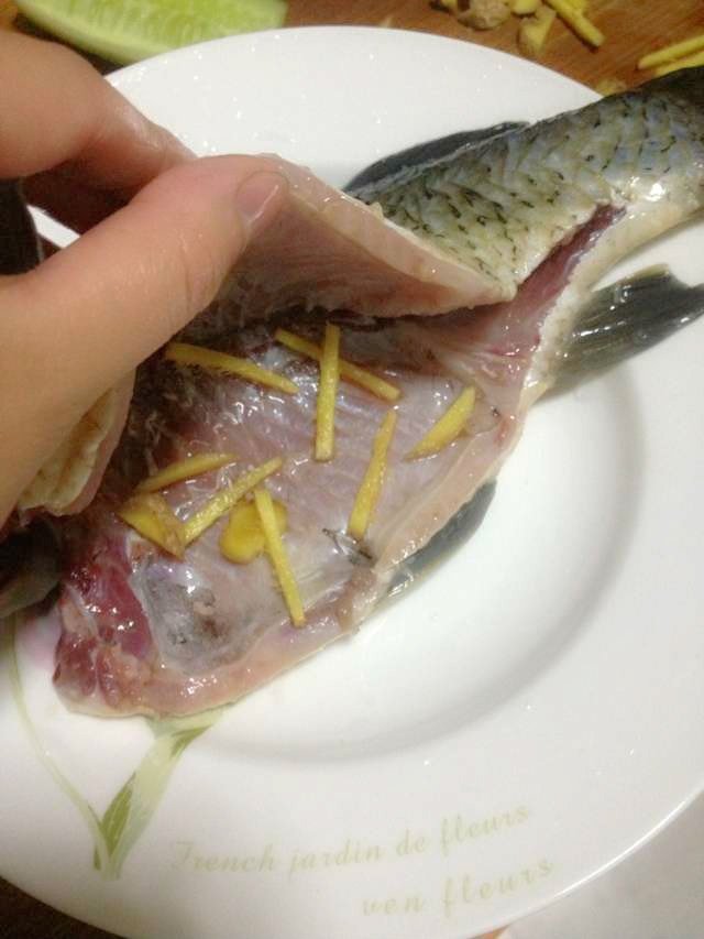 涼拌鯽魚完全無腥味