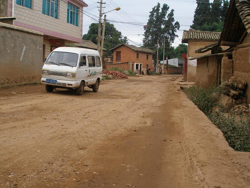 廠口鄉高村道路