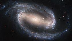NGC 1300，幾乎以正面朝向的星系