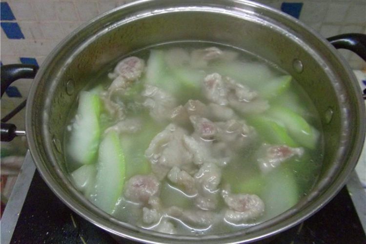 瑤柱葫蘆瓜瘦肉湯