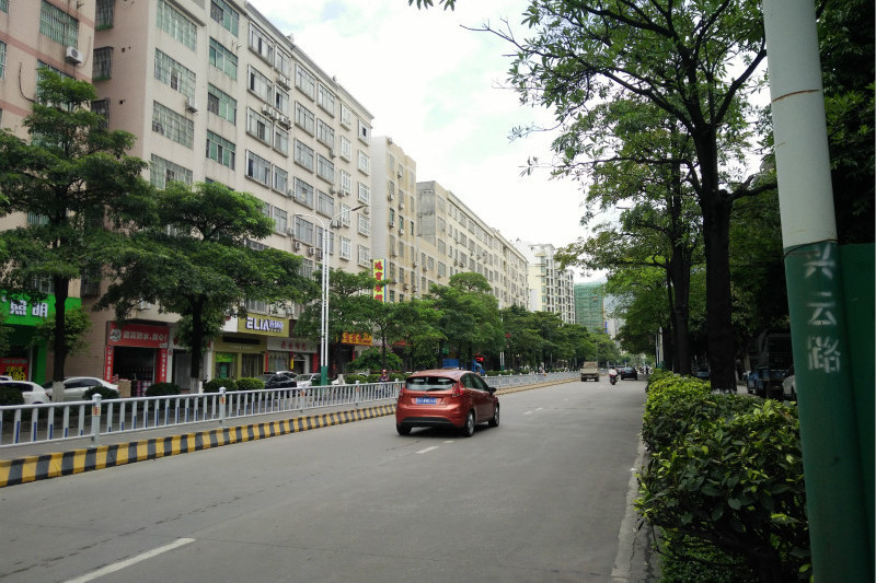 興雲路(廣州市白雲區興雲路)