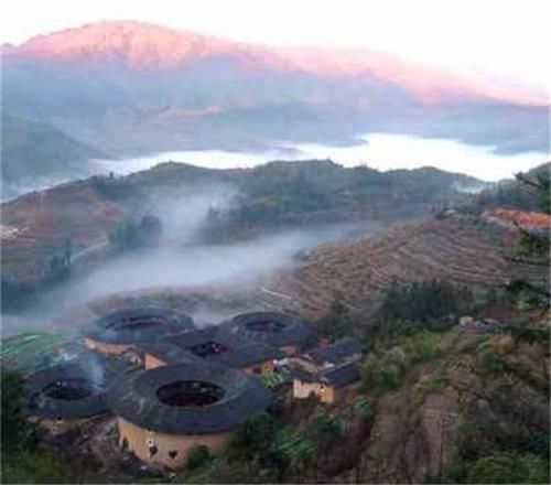 洪塘村(湖南省郴州市蘇仙區荷葉坪鄉下轄村)