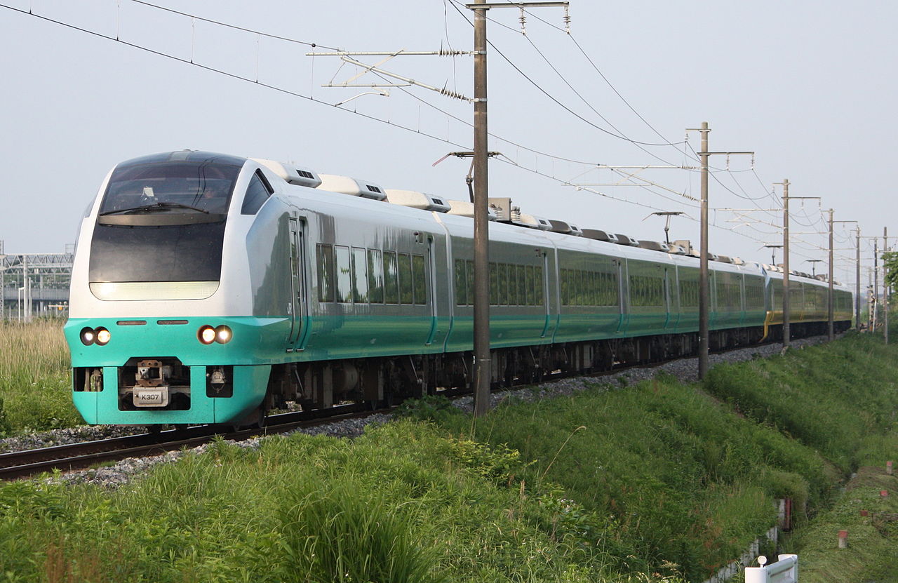 JR東日本E653系電力動車組