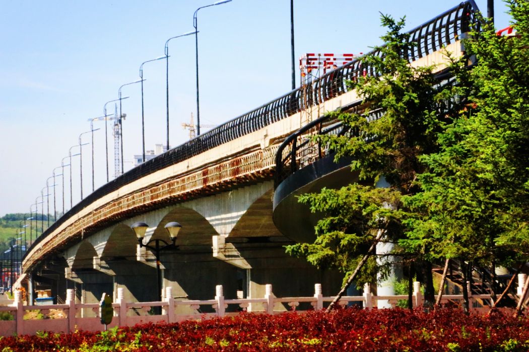 江城大橋