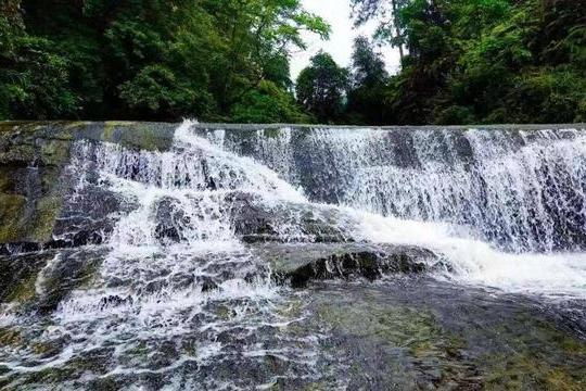 威遠縣石板河旅遊區