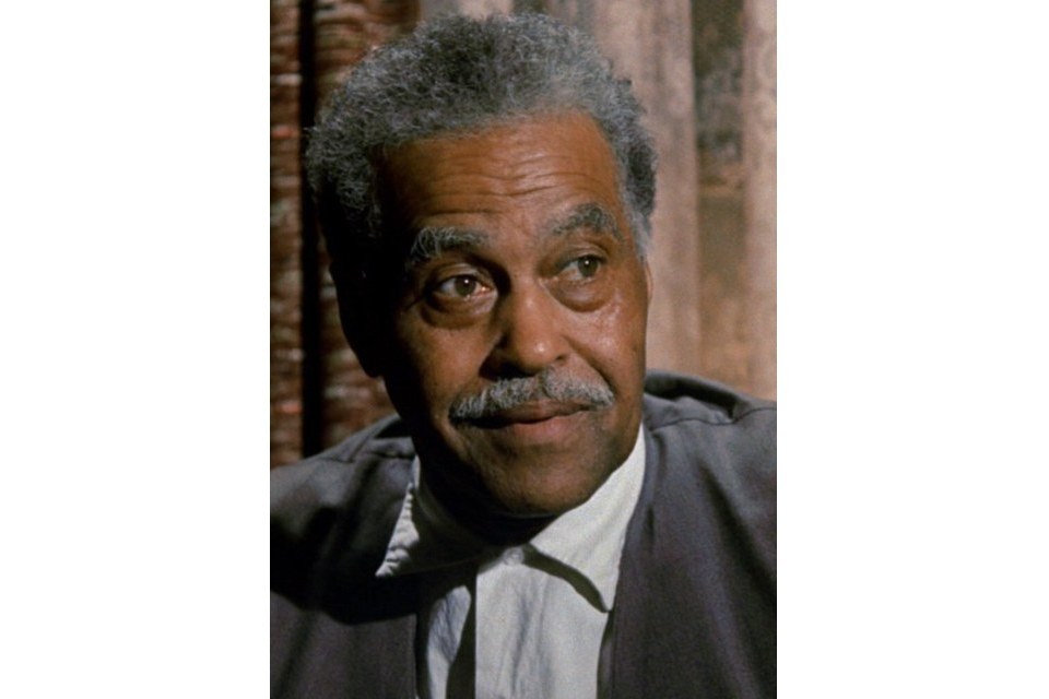 Robert Earl Jones