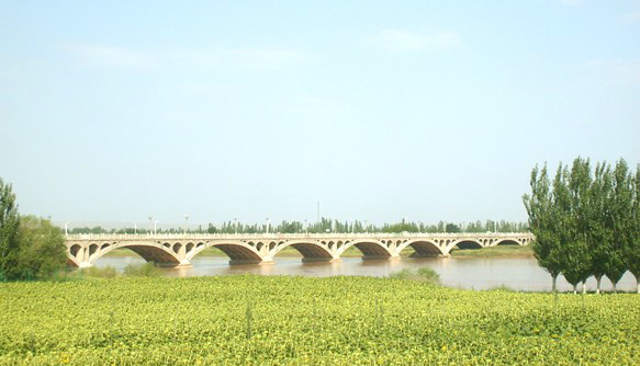 葉盛黃河公路橋