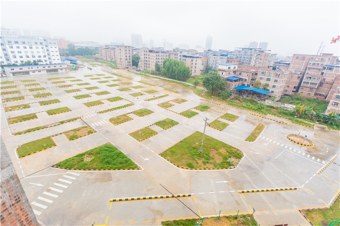 南寧市西點機動車駕駛員培訓有限公司