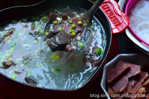 牛肉鴨血冬粉湯